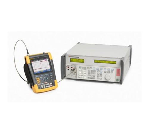 Калибратор для нескольких приборов Fluke 5502E 240 Калибратор для нескольких приборов Fluke 5502E 240